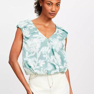NWT LOFT Mint Floral V-Neck Bubble Hem Top Size XL